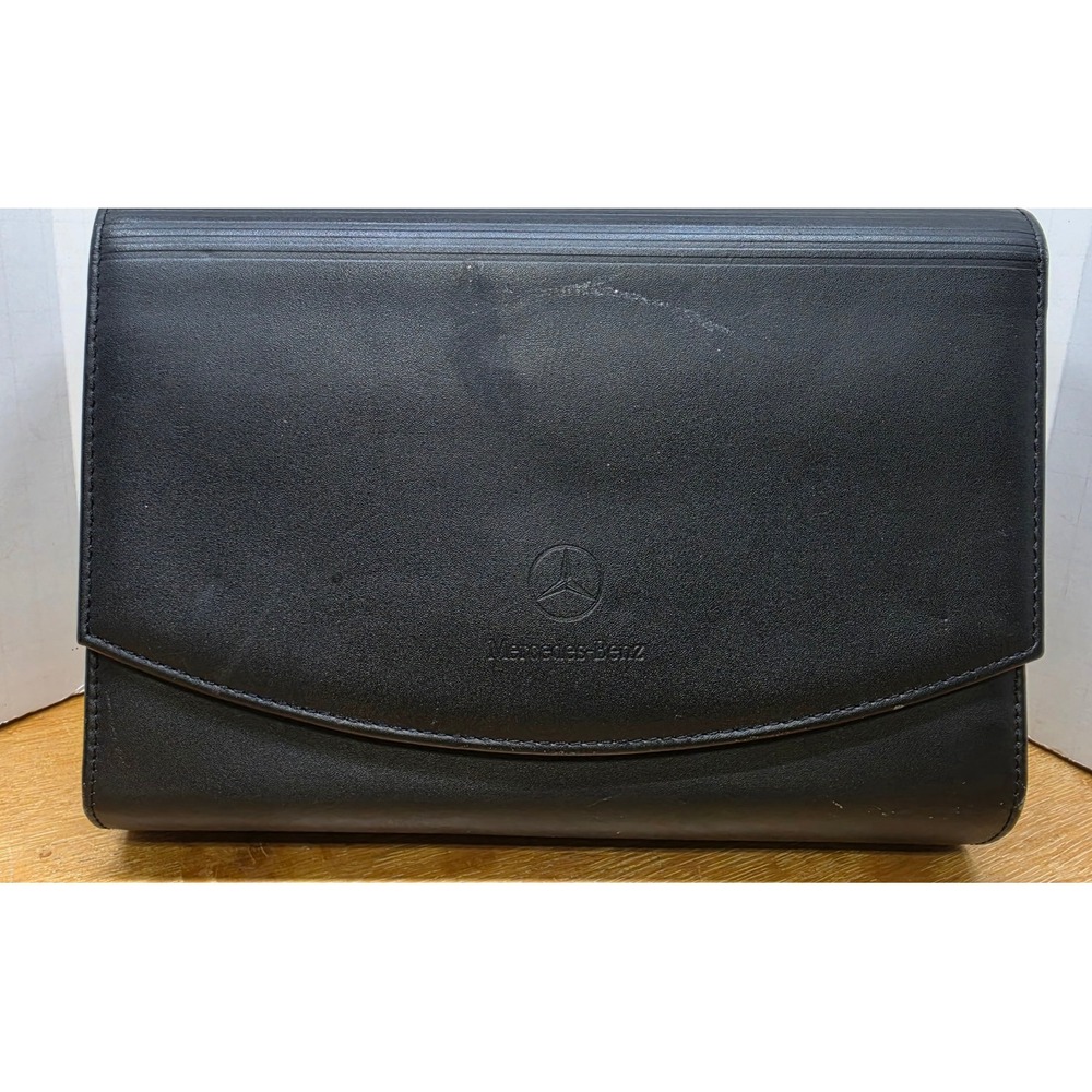 Mercedes-Benz Black Owners Manual Case & Literature Set November 2001